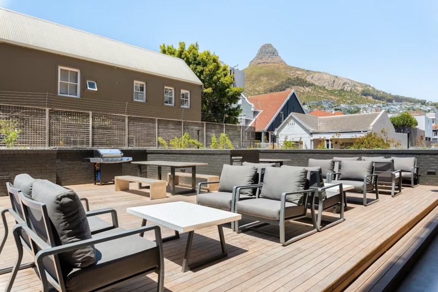 0 Bedroom Property for Sale in Sea Point Western Cape